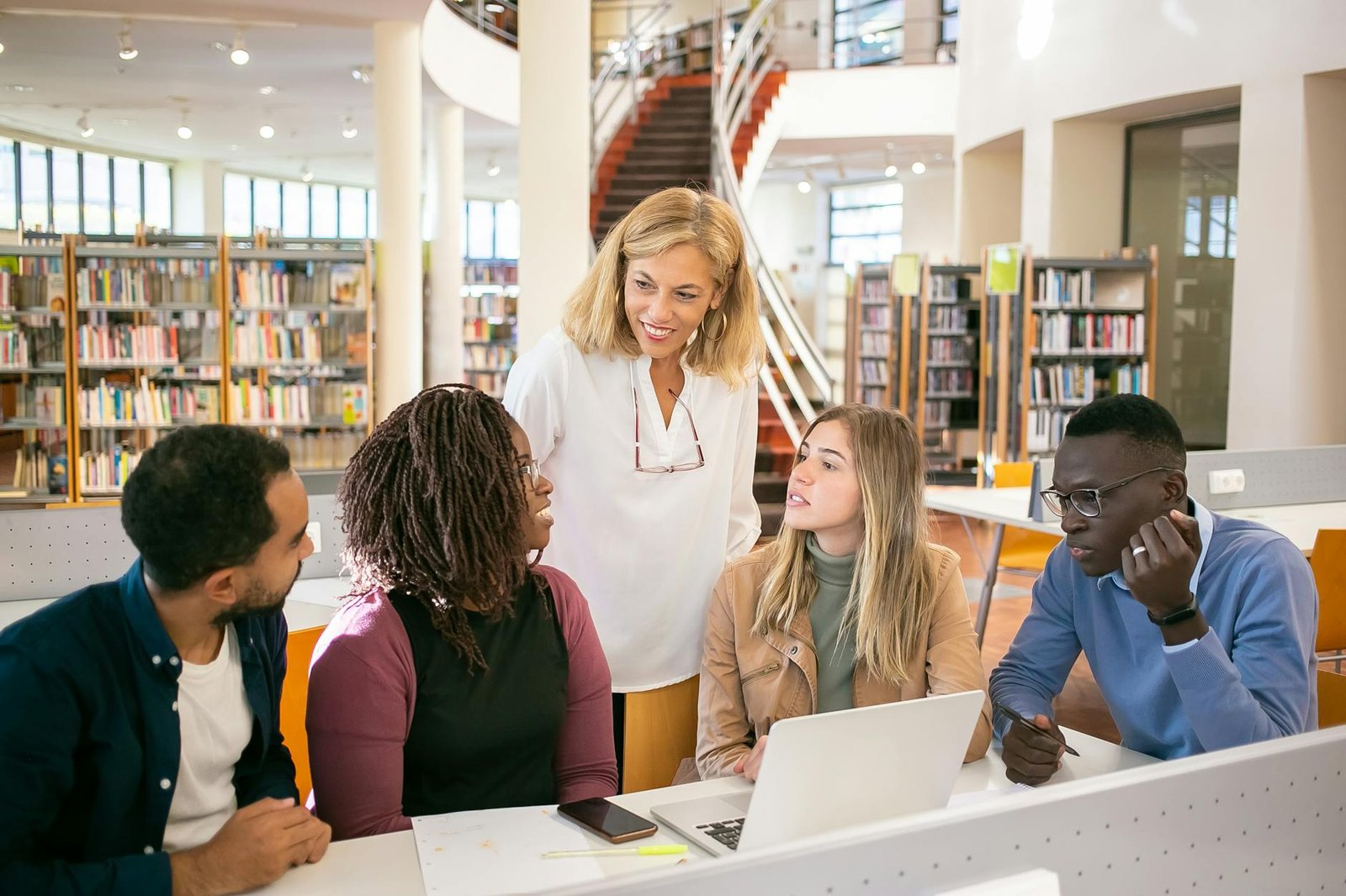 Choosing the right maths, science or English tutor – illustrated learning support in Zirakpur